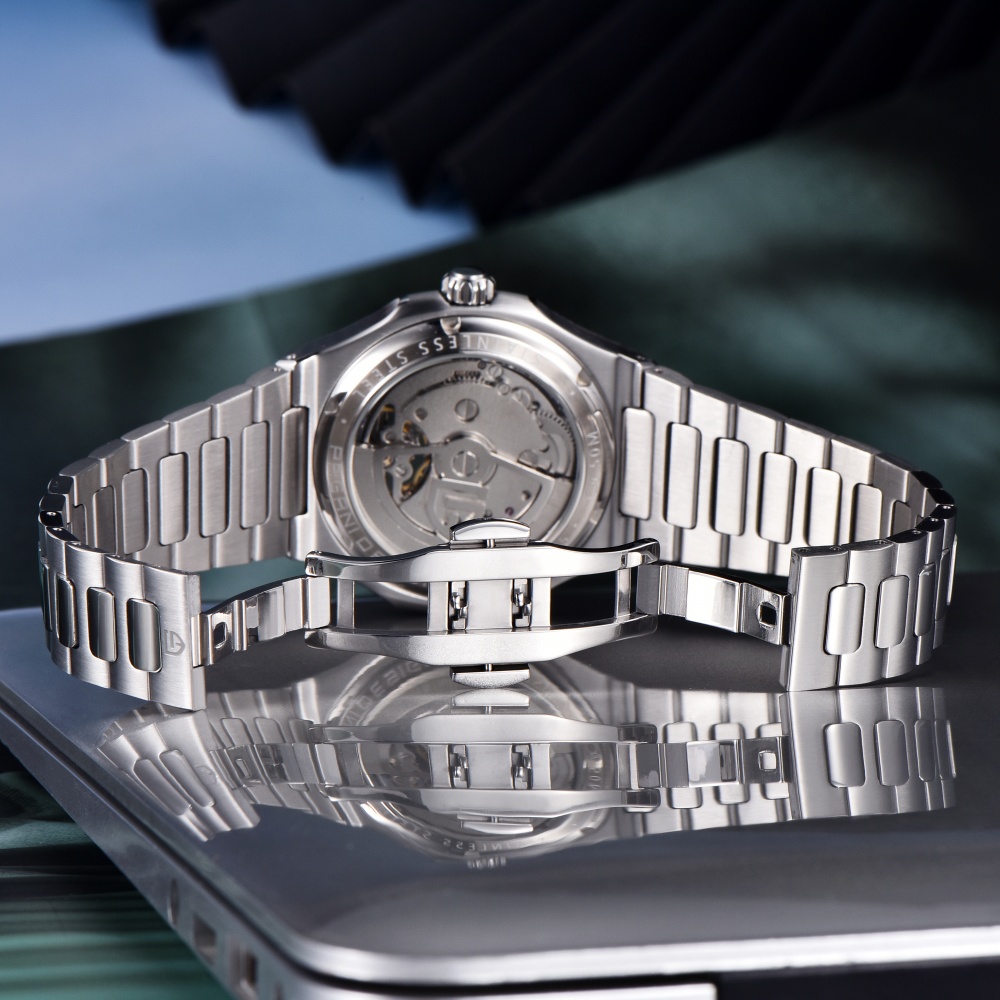 PAGANI DESIGN nouvelle montre  - Patek Philippe Watch Nautilus avis et prix